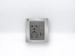 5 in a Universal Socket USB
