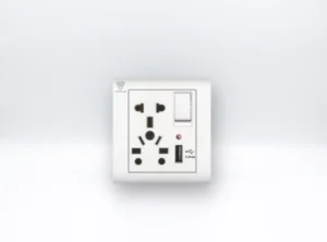 5 in 1 Universal Socket USB 3