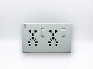 Double Universal Socket