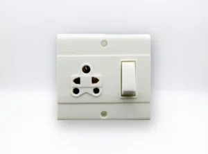 LIGHT PLUG Bakelite UNIVERSAL 6A-10A (Heavy Duty)