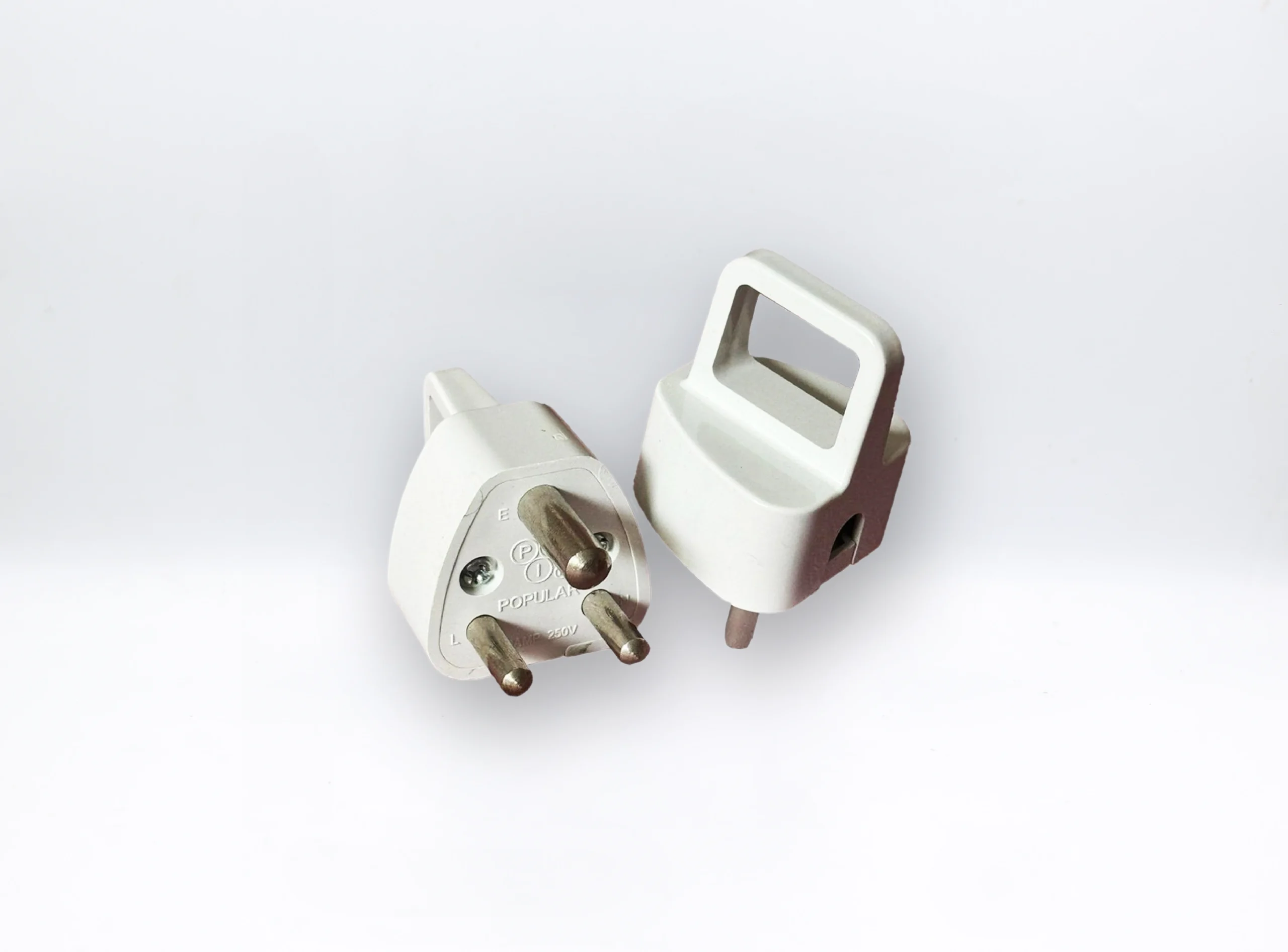 3 Pin Top with Handle (Unbreakable) 10 Amps -240V