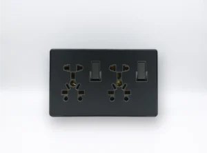 Double Universal Socket