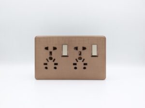 Double Universal Socket